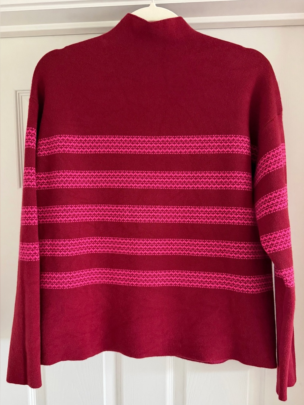Like New! TAHARI Soft Red Long Sleeve Sweater with Pink Stripes, Mock Neck Sz M